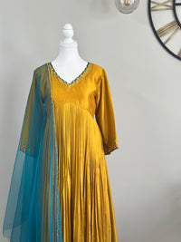 Premium Silk Kurta/Dupatta