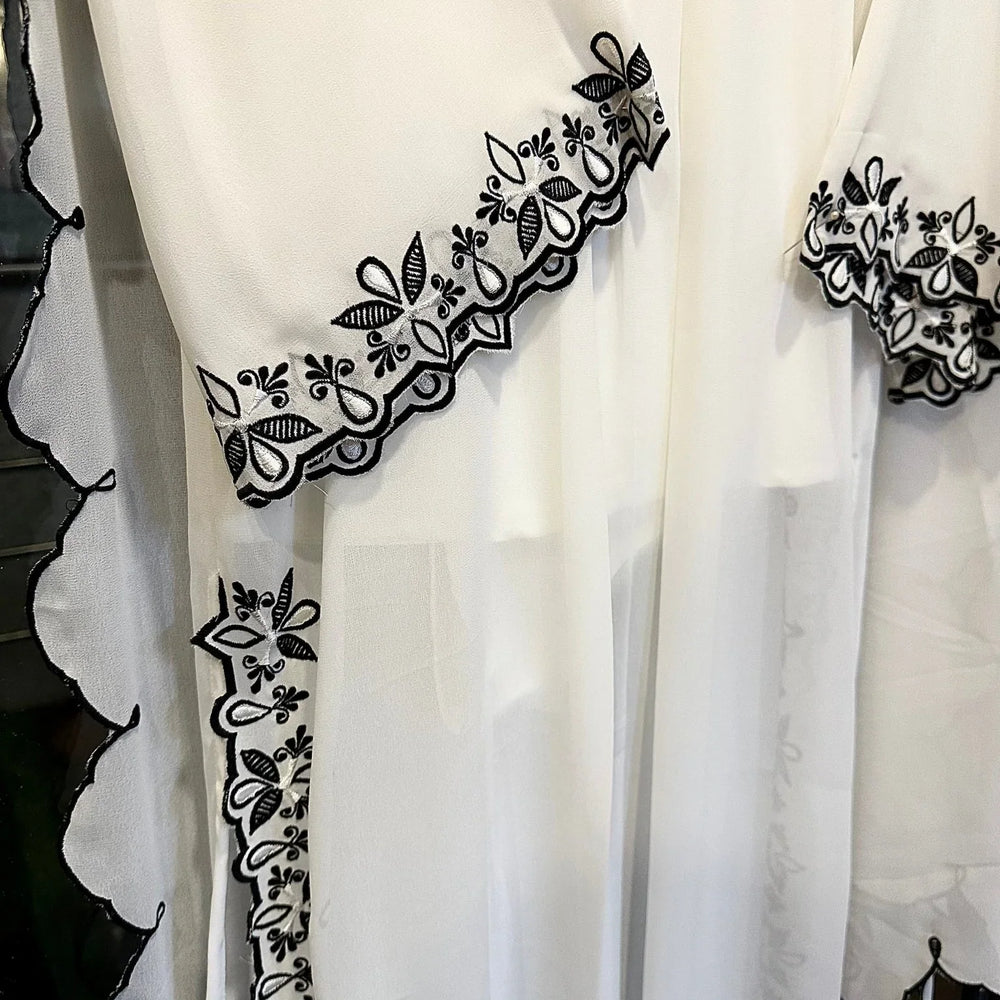 
                  
                    Offwhite Flowy Resham kurta set - The Story Kameez
                  
                