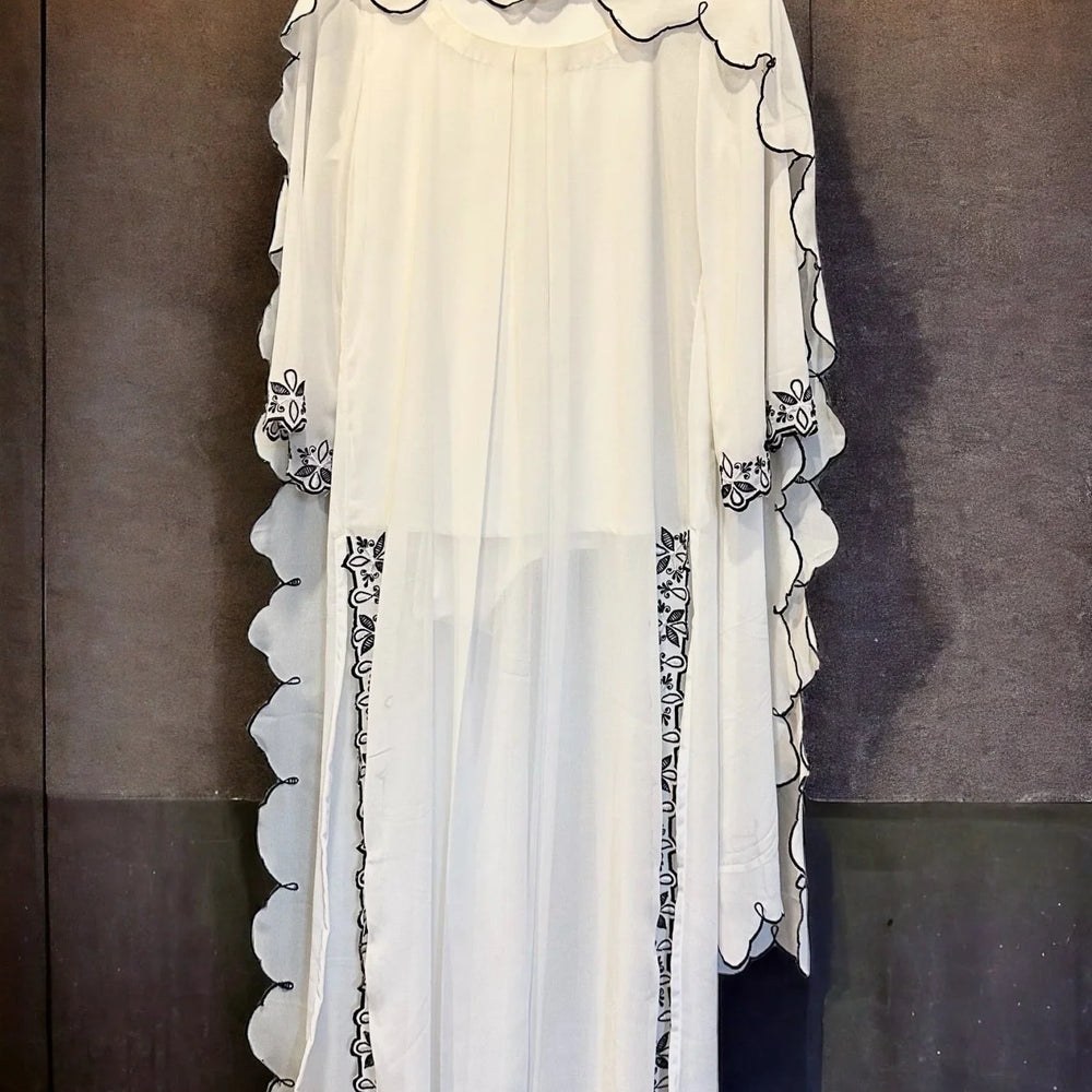 
                  
                    Offwhite Flowy Resham kurta set - The Story Kameez
                  
                