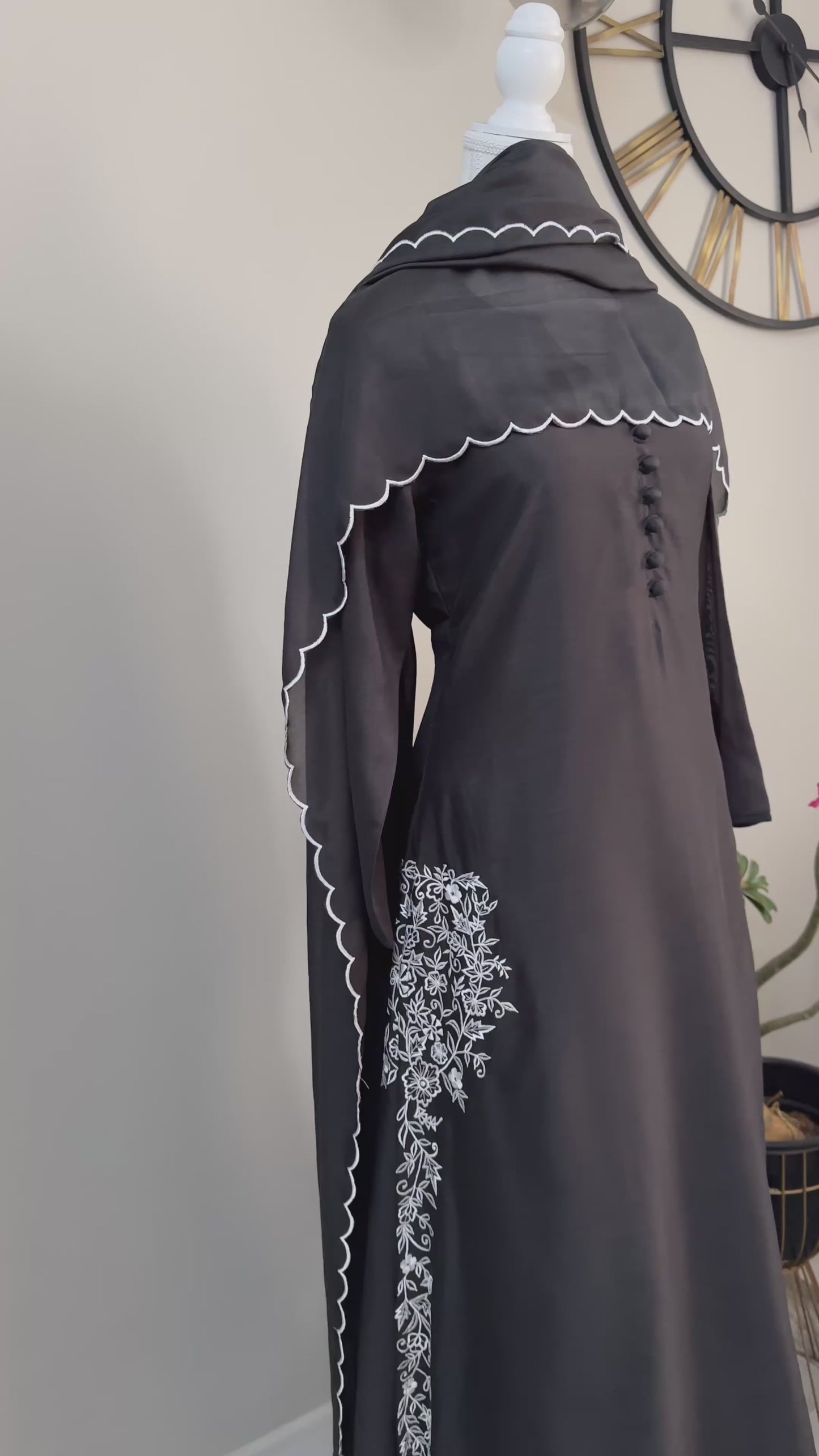 Midnight Grey Resham Embroidery Kurta Set