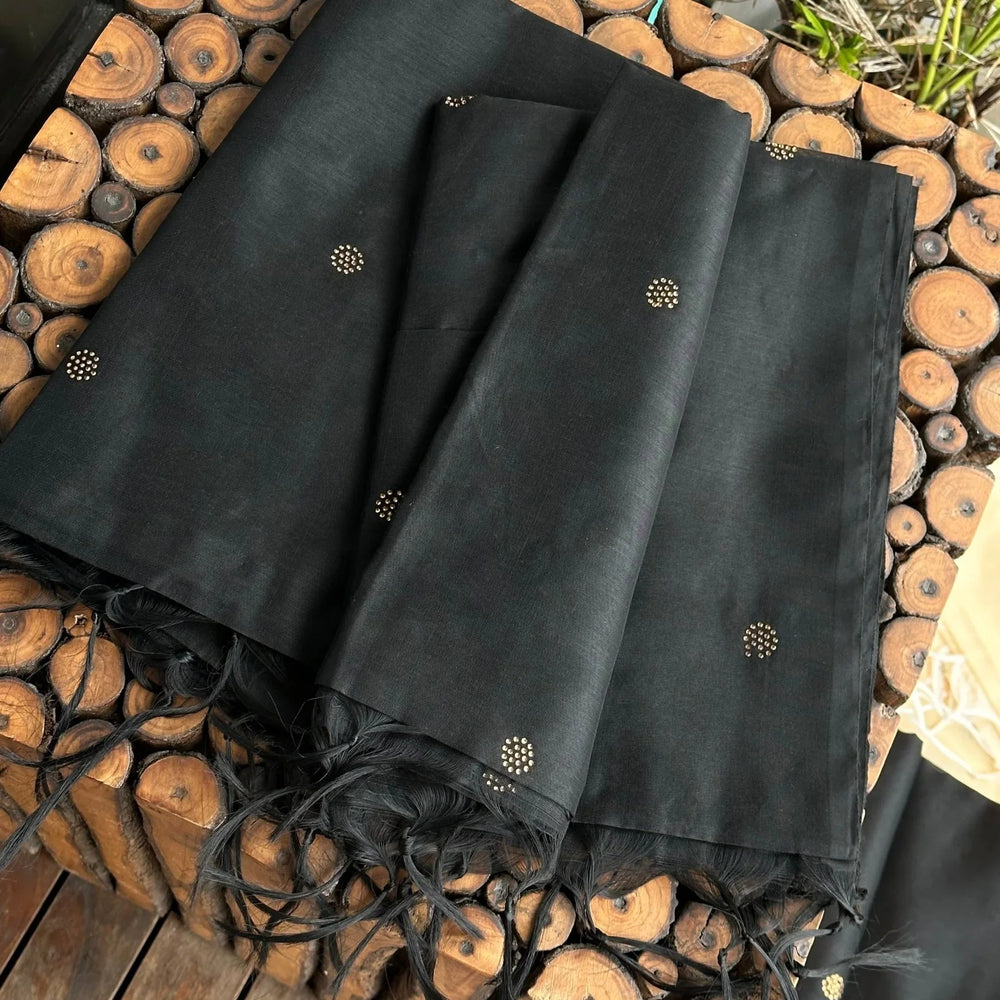 
                  
                    Soft mul chanderi Dupattas - The Story Kameez
                  
                